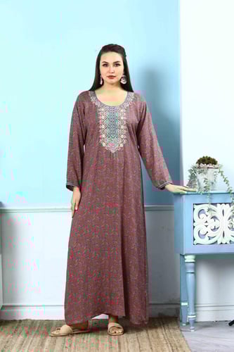 جلابية كشميري لون لحمي موديل SQ5-136