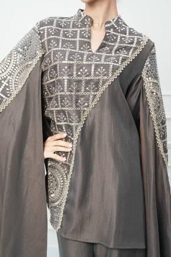 طقم بنطلون استايل تركي لون بني موديل CH6-3167A