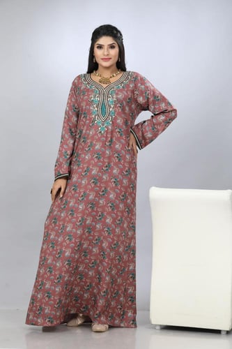 جلابية كشميري لون لحمي موديل SQ4-103