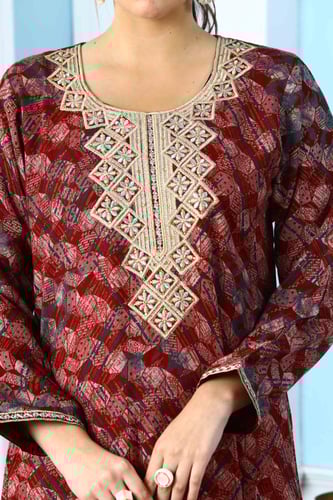 جلابية كشميري لون عودي موديل SQ5-132