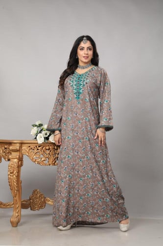 جلابية كشميري لون ترابي موديل SQ4-101