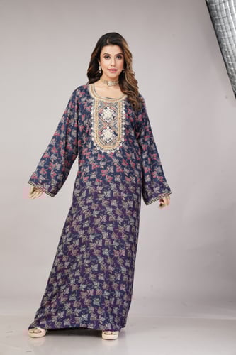 جلابية مقاسات كبيره لون كحلي من الكشمير والقطن مود...