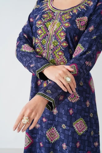 جلابية كشميري صدرية اردني لون كحلي موديل SQ6-190