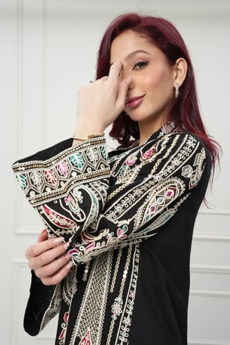 جلابية كويتي لون أسود موديل CH6-77