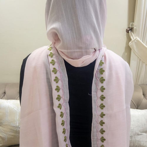 طرحة مطرزة لونين وردي بتطريز اخضر موديل TR-026