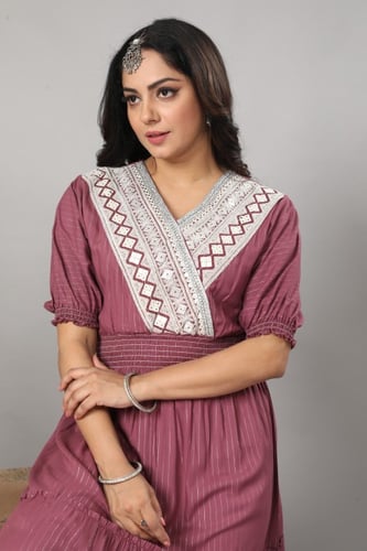 جلابية كويتية بكم قصير لون ارجواني فاتح موديل KK4-...