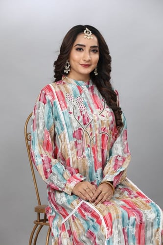 جلابية كويتية تطريز يدوي لون احمر مع ازرق سماوي مو...