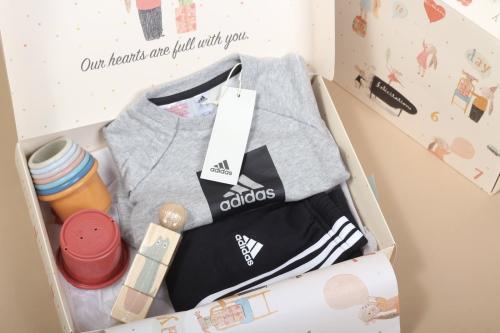 بوكس هدايا مواليد (اديداس 1)