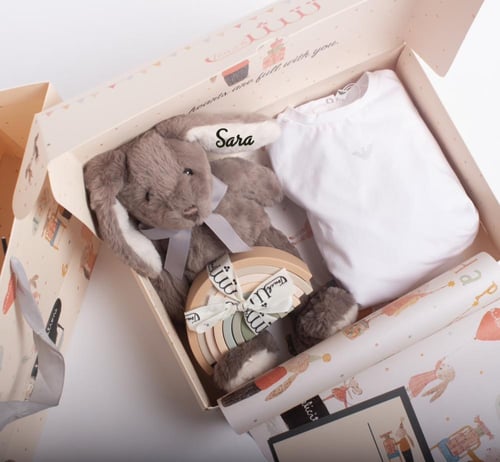 بوكس هدية مواليد ارماني