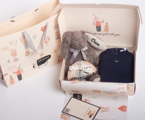 بوكس هدية مواليد ارماني