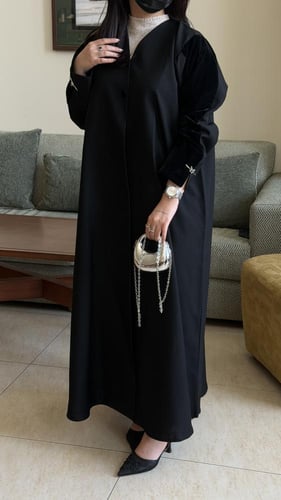 عباية فراشة مخمل الشتويه