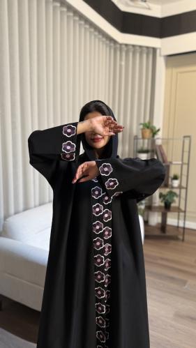 عباية اميليا