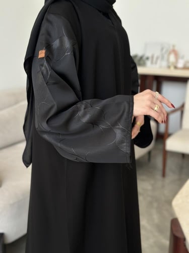 عباية جاكار