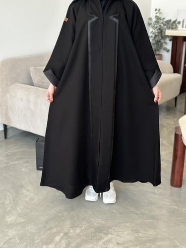 عباية شادر اسود