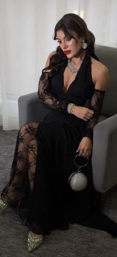 فستان اسود