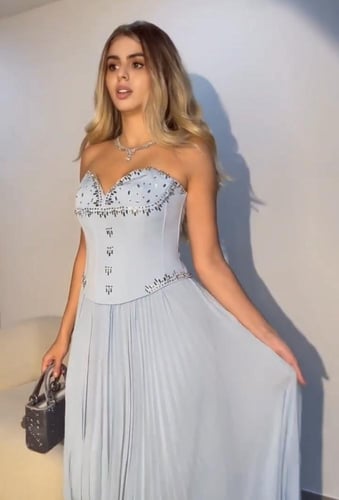 فستان