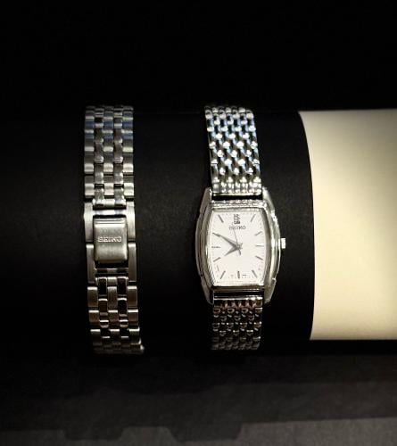 ساعة سيكو اليابانية انالوج كوارتز الرقيقة (Edg) ست...