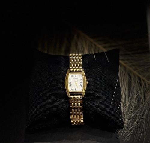 ساعة سيكو اليابانية انالوج كوارتز الرقيقة (Edg) ست...