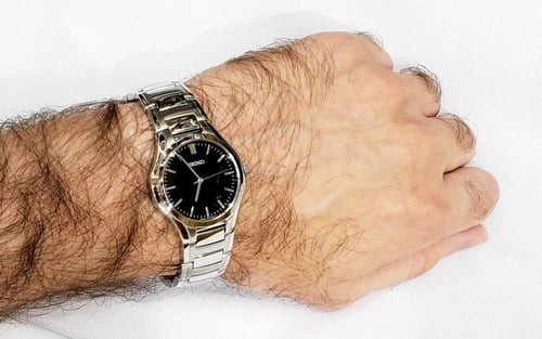 ساعة سيكو اليابانية المميزة انالوج كوارتز الرقيقة...