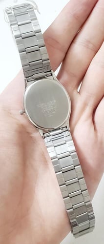 ساعة سيتيزن اليابانية ستانلس ستيل بلون فضي Edg الر...