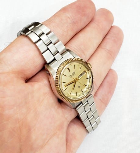 ساعة اورينت انالوج كوارتز شبيه رولكس ( فنتج ) اليا...