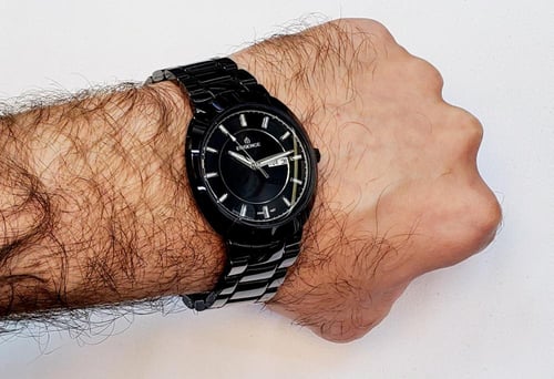 ساعة ايسنس دايستار انالوج كوارتز سيراميك أسود ضد ا...