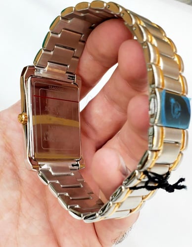 ساعة اكوريت السويسرية انالوج كوارتز ضد الخدش (SWIS...