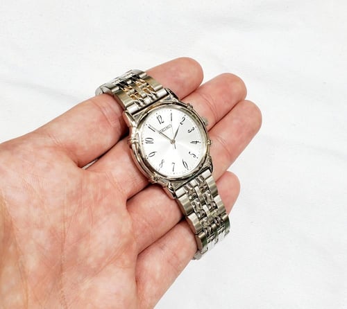 ساعة سيكو اليابانية انالوج كوارتز الرقيقة (Edg) ار...