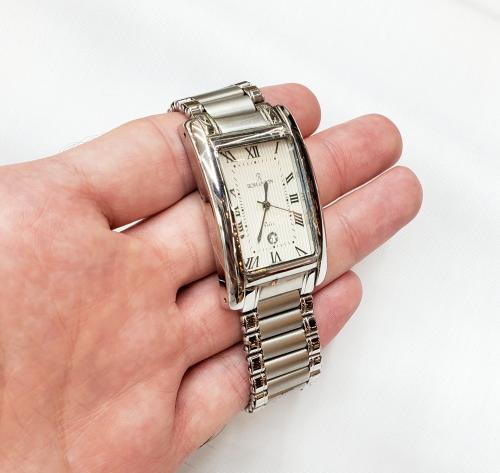 ساعة رومانسون السويسرية انالوج كوارتز (SWISS MADE)...