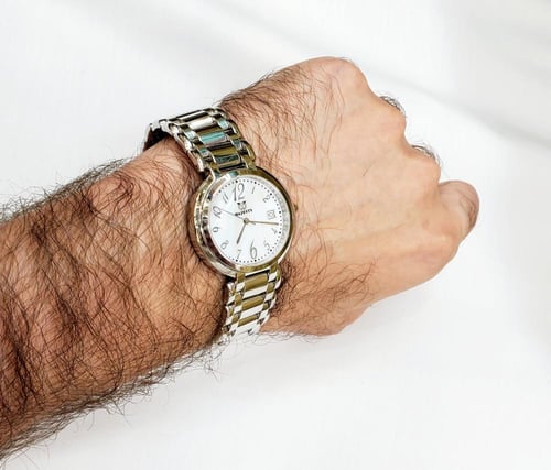 ساعة ماجستي السويسرية انالوج كوارتز (SWISS MADE) م...