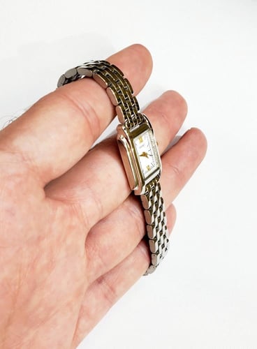 ساعة سيكو اليابانية انالوج كوارتز الرقيقة (Edg) ست...