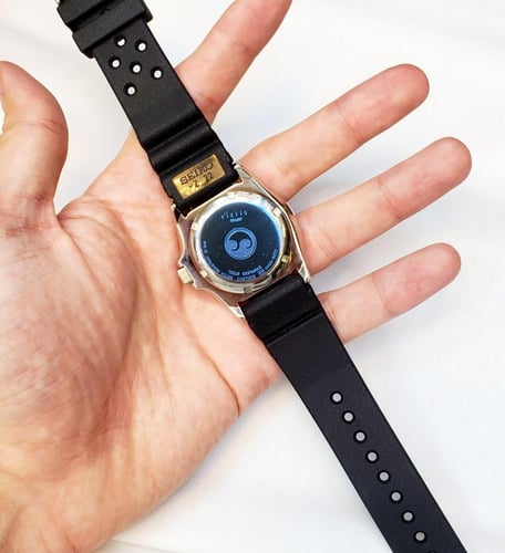 ساعة سيكو 5 سبورتس بيبسي 21 جويلز بتاريخين لون ازر...