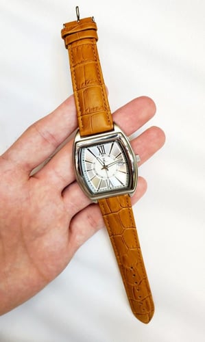 ساعة ايلجينس السويسرية انالوج كوارتز (SWISS MADE)...