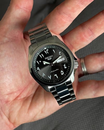 ساعة سيكو إس سبورت أوتوماتيكية (بأرقام عربية) عقار...