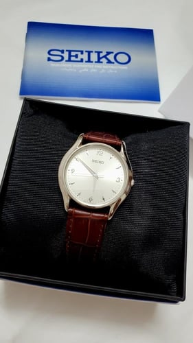 ساعة سيكو اليابانية انالوج كوارتز الرقيقة (Edg) جل...