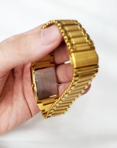 ساعة رومانسون السويسرية انالوج كوارتز (SWISS MADE)...