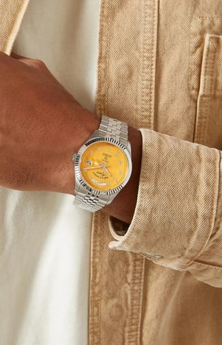 ساعة وست اند واتش كو السويسرية ام صليب ( الاصدار ا...