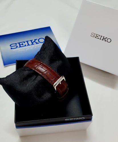 ساعة سيكو اليابانية انالوج كوارتز الرقيقة (Edg) جل...