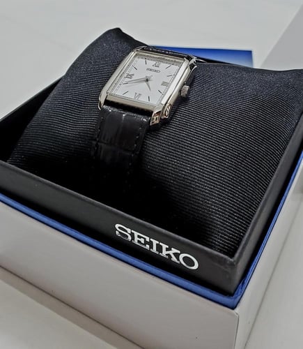 ساعة سيكو اليابانية انالوج كوارتز الرقيقة (Edg) مر...