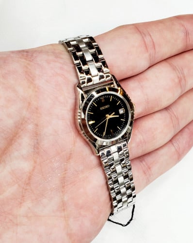 ساعة سيكو اليابانية انالوج كوارتز الرقيقة (Edg) ست...