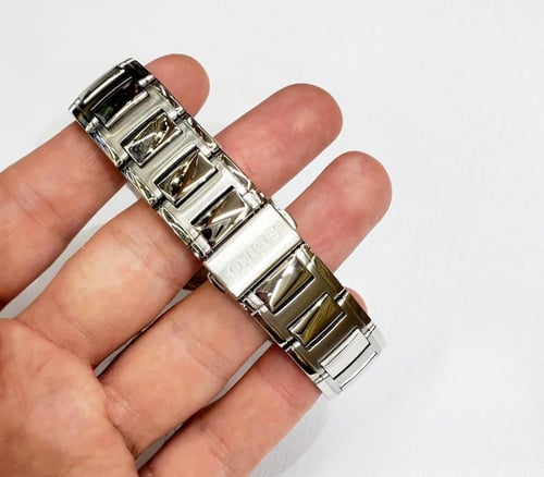 ساعة سيكو اليابانية المميزة انالوج كوارتز الرقيقة...