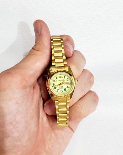 ساعة اورينت اوتوماتيك ( فنتج ) اليابانية بتاريخين...