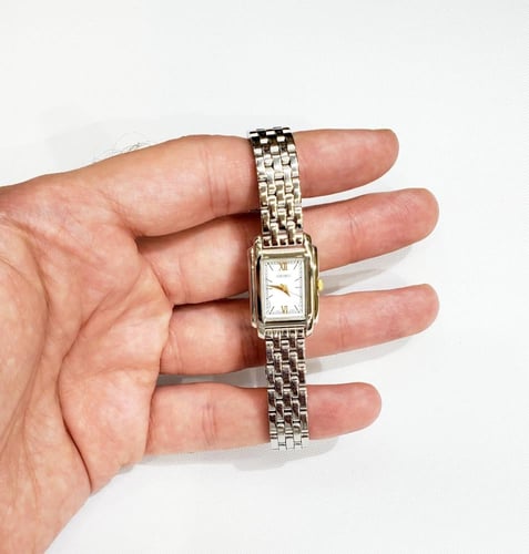 ساعة سيكو اليابانية انالوج كوارتز الرقيقة (Edg) ست...