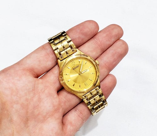 ساعة سيكو اليابانية انالوج كوارتز الرقيقة (Edg) ست...