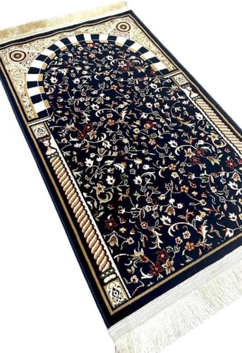 سجادة صلاة فاخرة عالية الجودة صناعة سعودية مزينة ب...