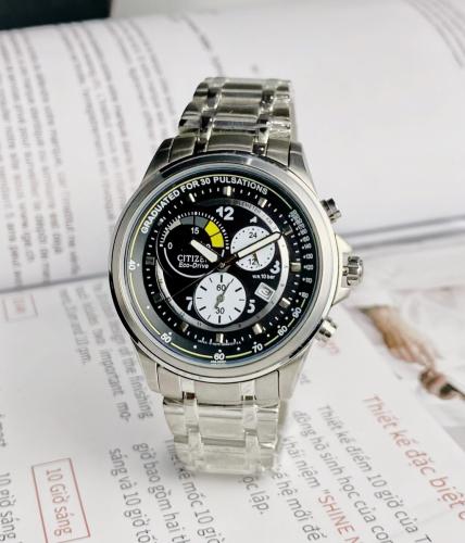 ساعة يابانية رائعة من سيتيزن ايكو درايف بدون بطاري...