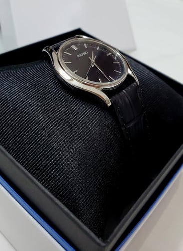 ساعة سيكو اليابانية انالوج كوارتز الرقيقة المميزة...