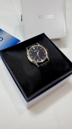 ساعة سيكو اليابانية انالوج كوارتز الرقيقة المميزة...