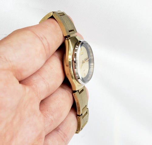 ساعة سيتيزن اليابانية اوتوماتيكية 21 جويلز ( المعر...