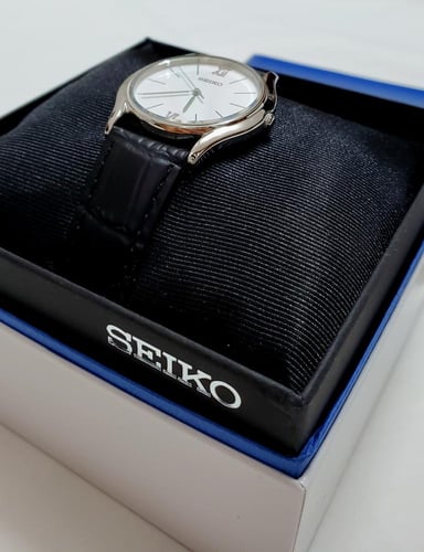 ساعة سيكو اليابانية انالوج كوارتز الرقيقة (Edg) جل...